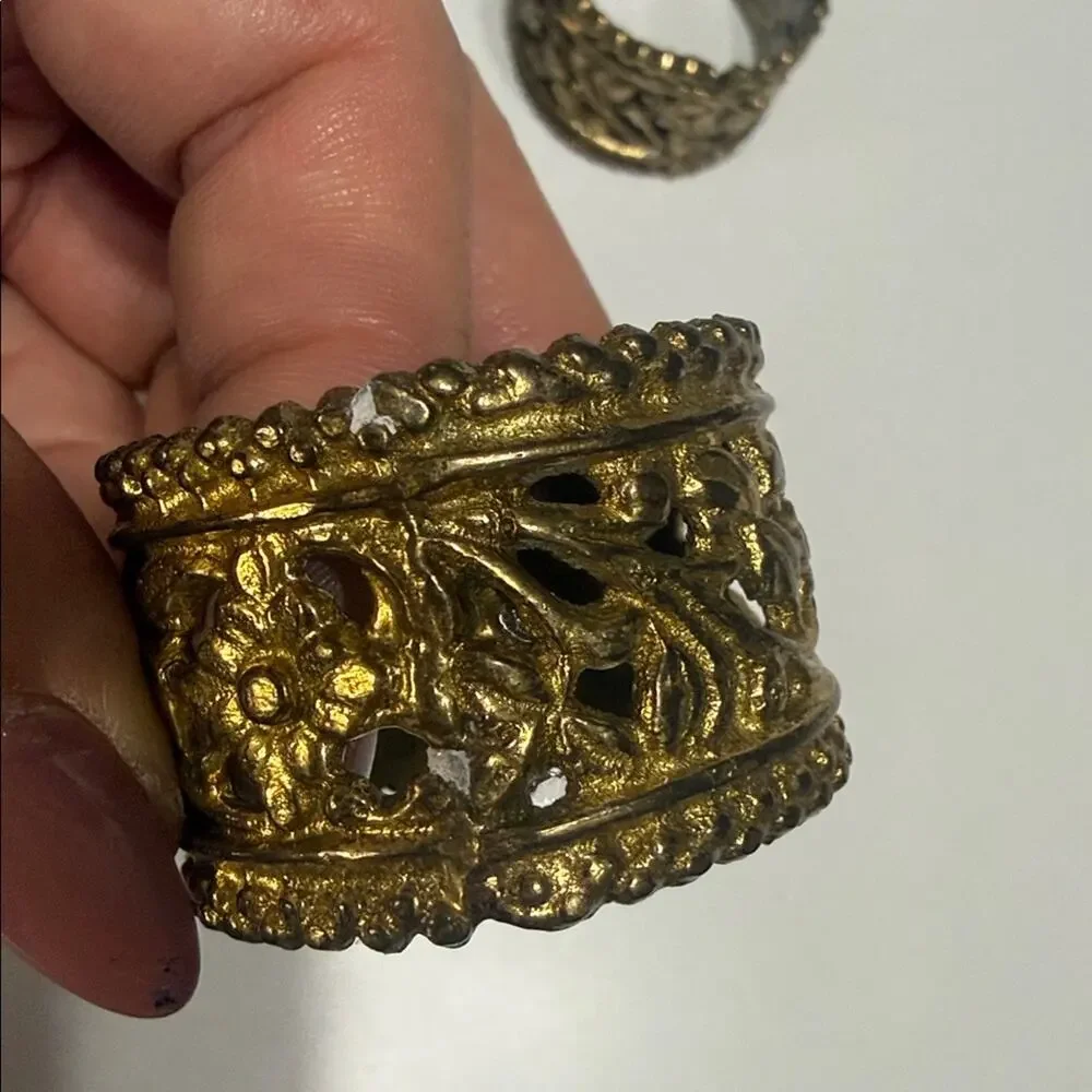 Vintage Set of 4 1980 Era Brass Filigree Napkin Rings Set of 4